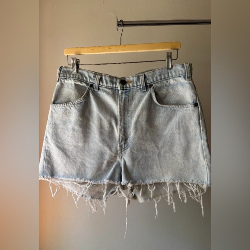 1990s Soft Distressed Levi's Cut off Shorts | 32" waist